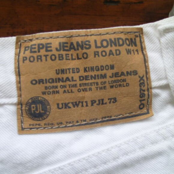Vintage Pepe London White Mom High Rise Jean Shorts SZ 27 - Picture 3 of 4